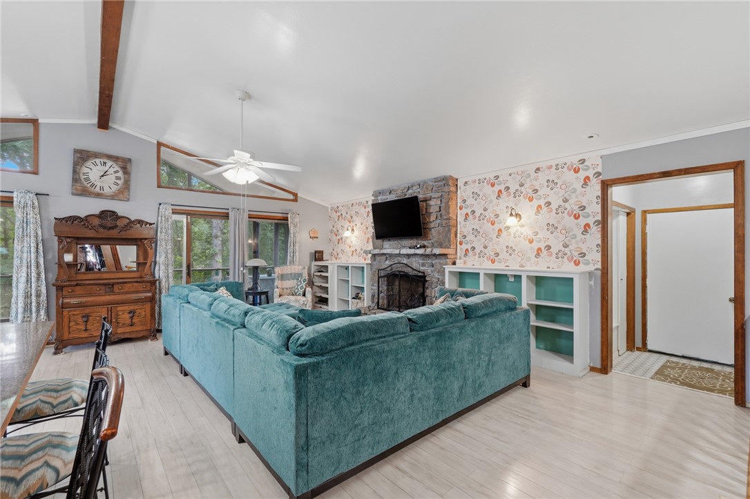8 Cromer Drive