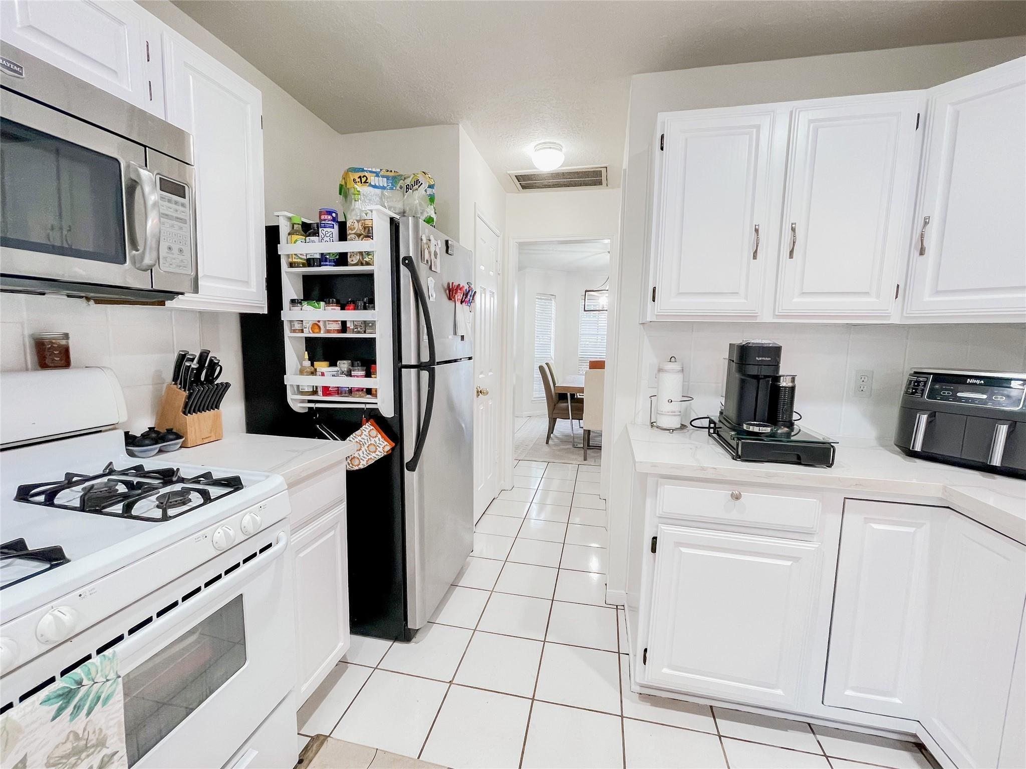 1414 New Cedars Drive