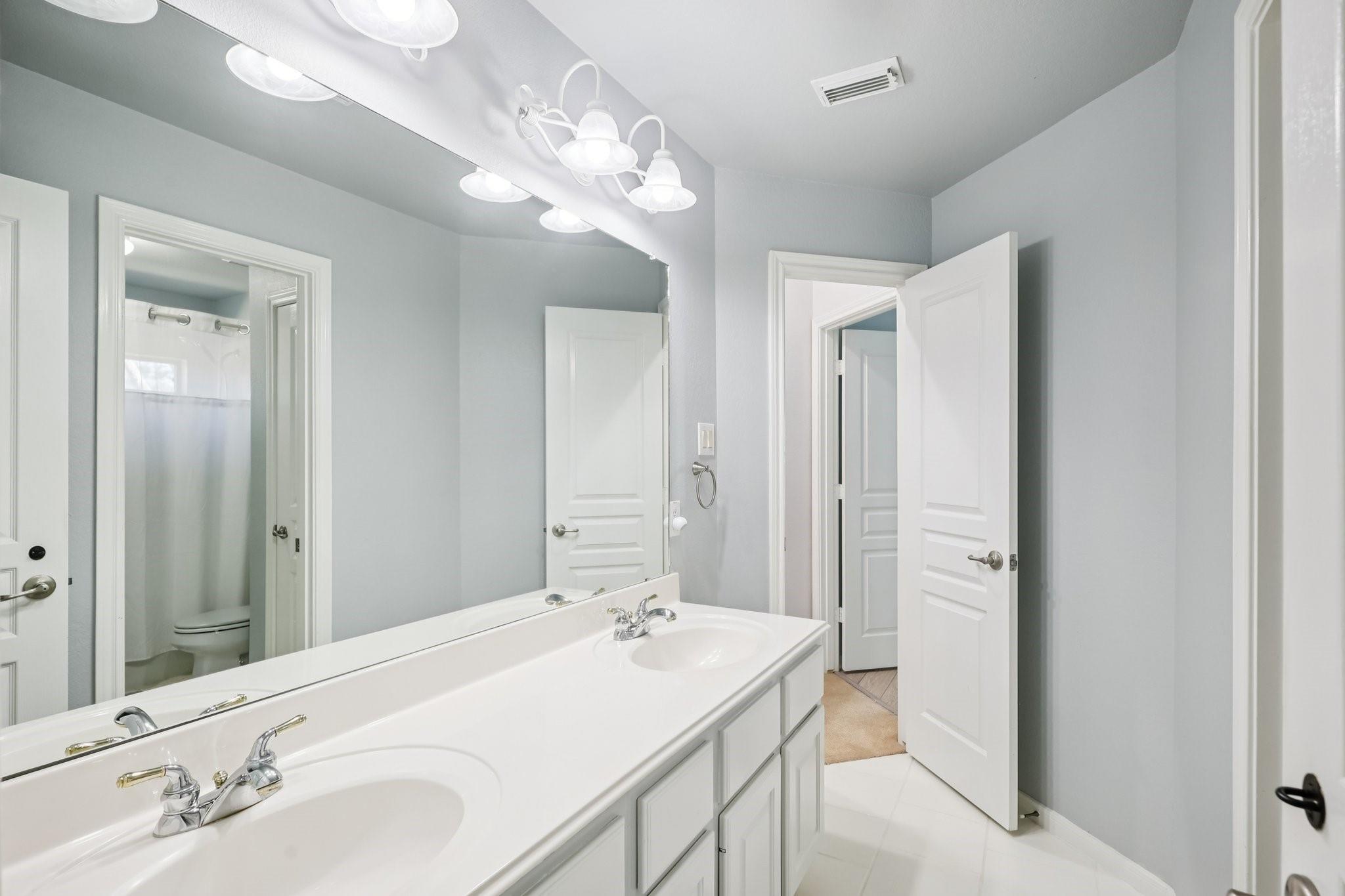 3205 Ashe Creek Drive