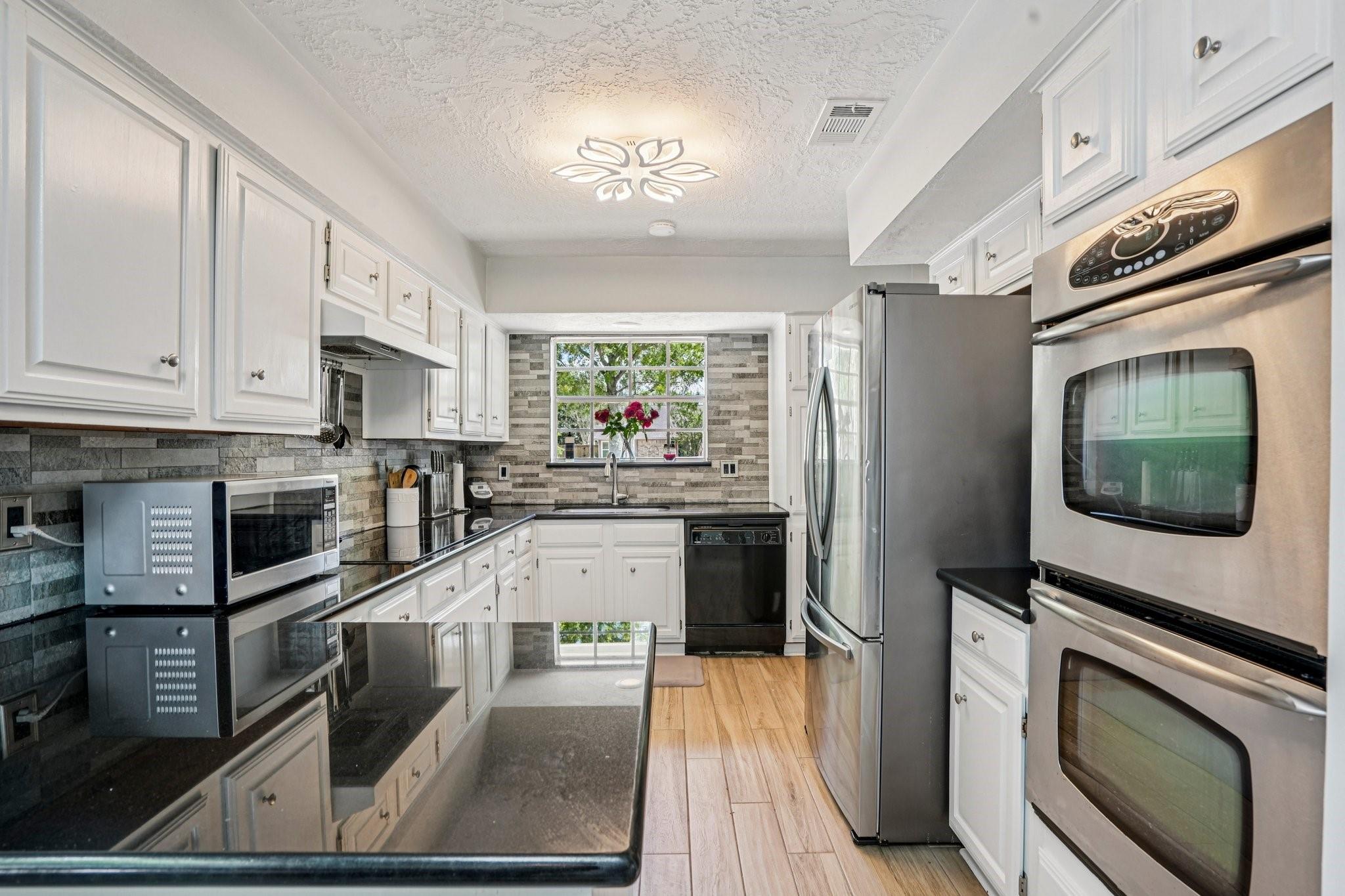 207 Lochnell Drive
