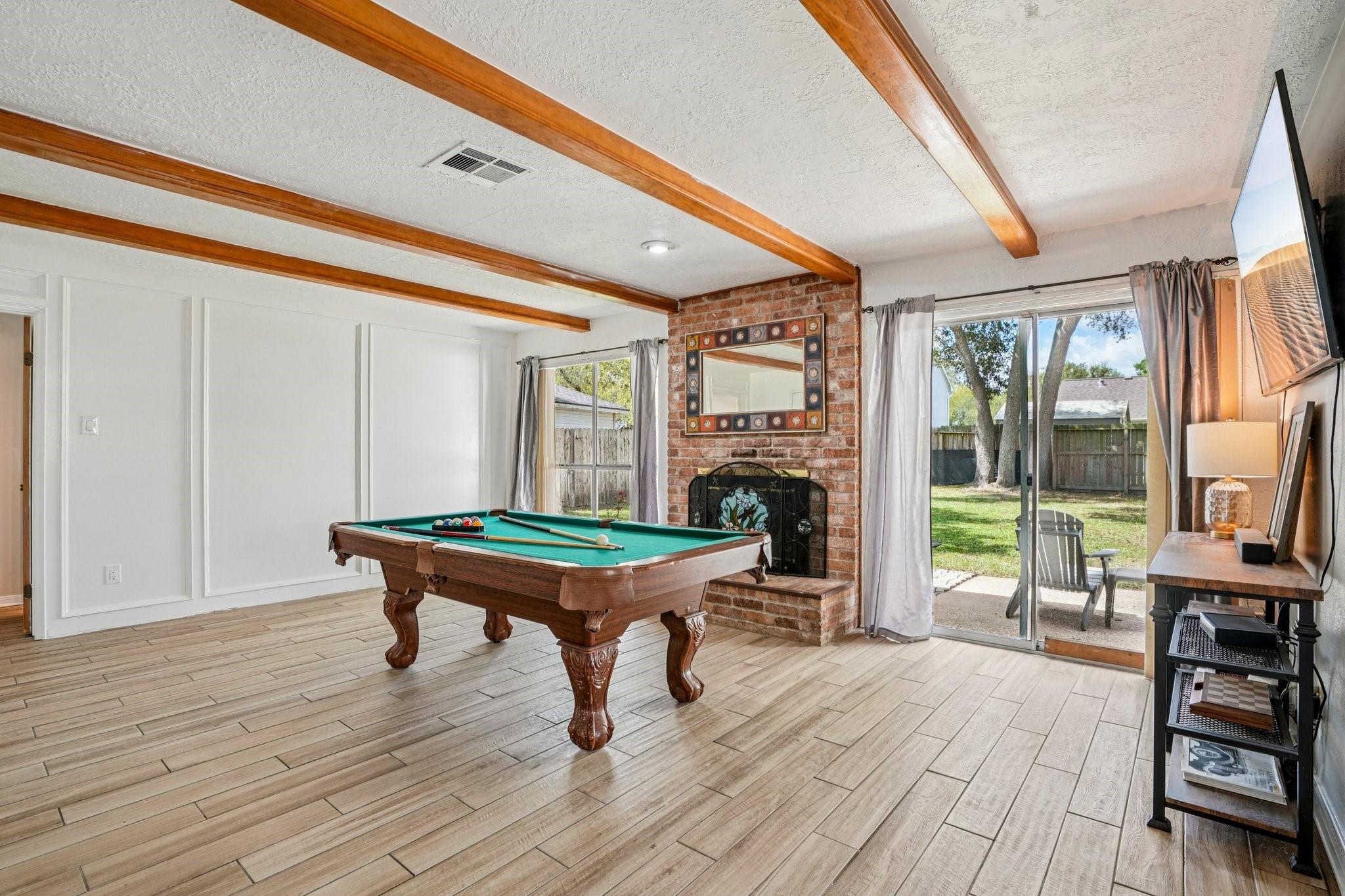 207 Lochnell Drive