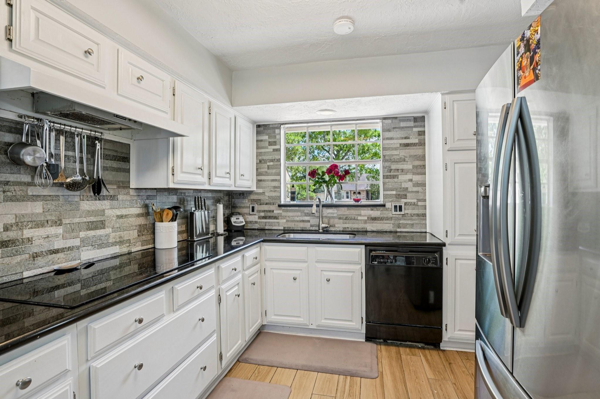 207 Lochnell Drive
