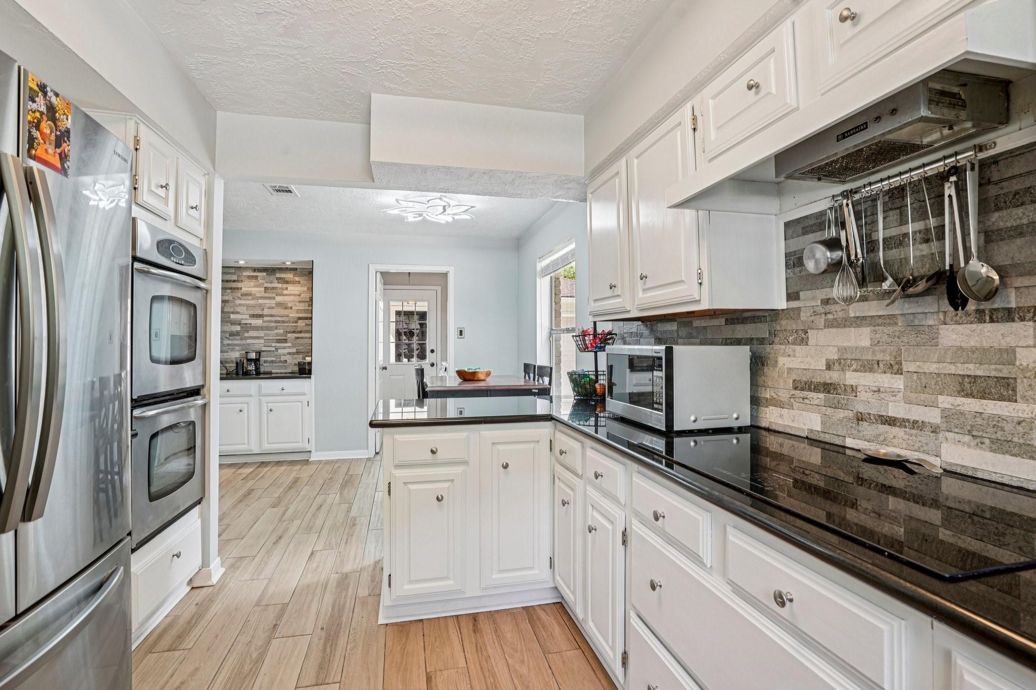 207 Lochnell Drive