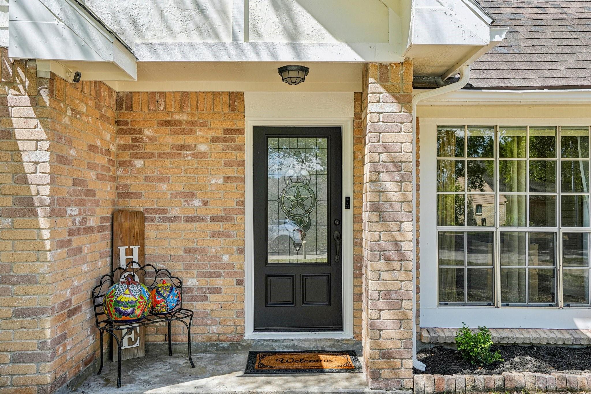 207 Lochnell Drive