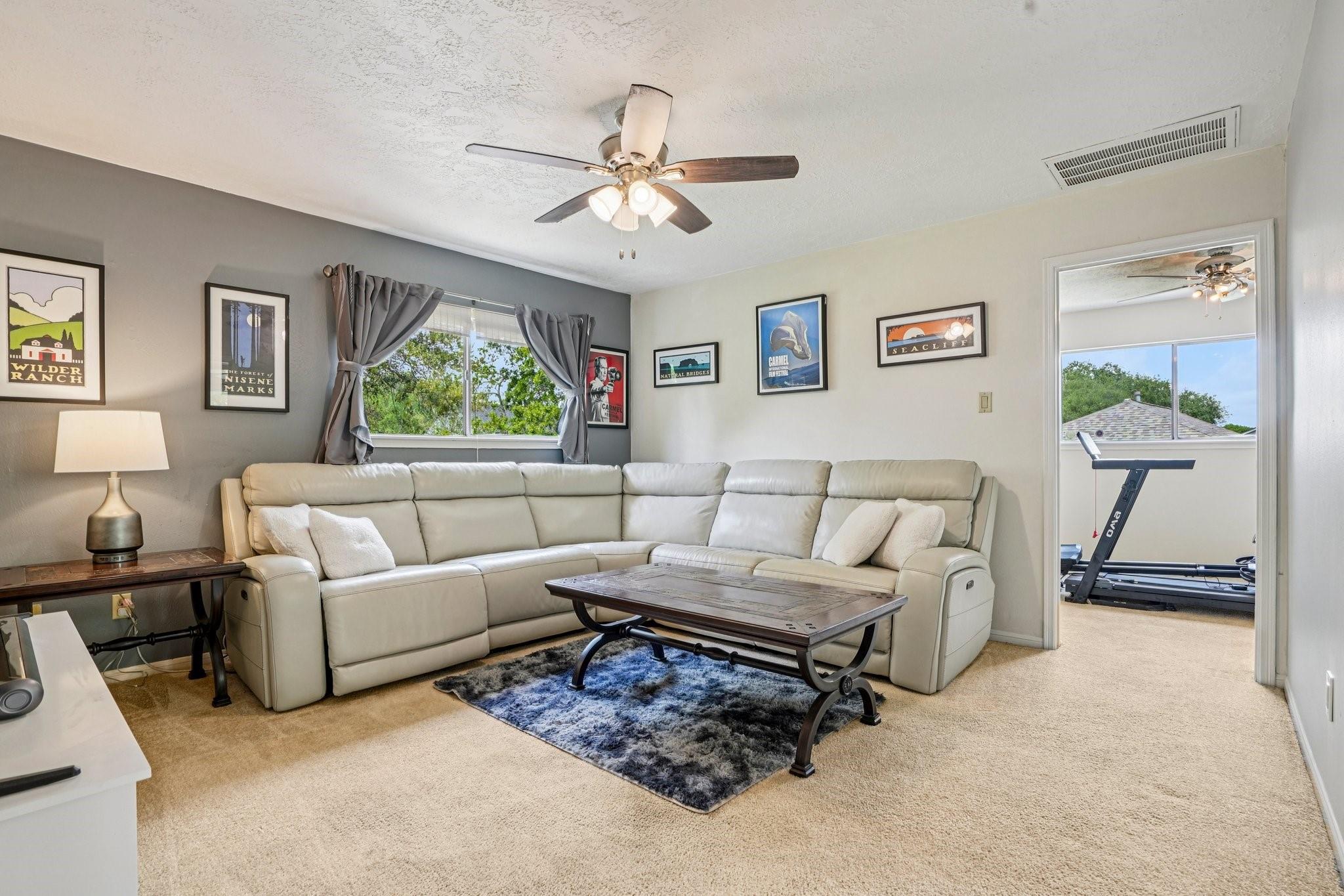 207 Lochnell Drive