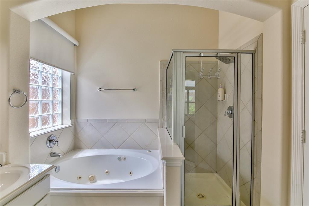 2301 Shadow Falls Lane