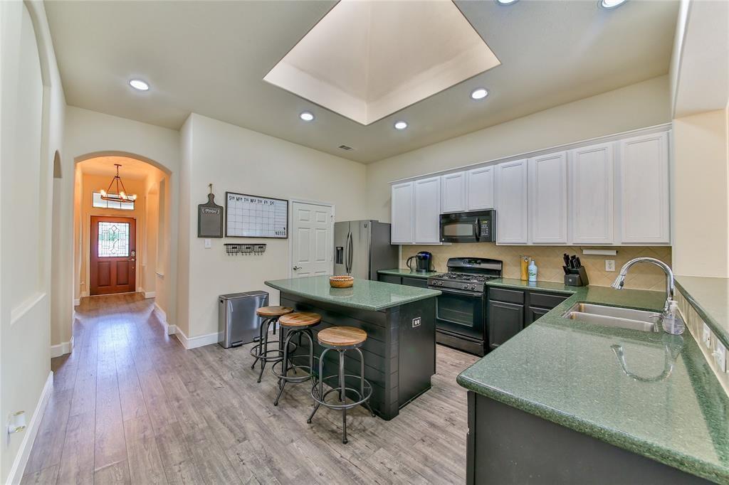 2301 Shadow Falls Lane