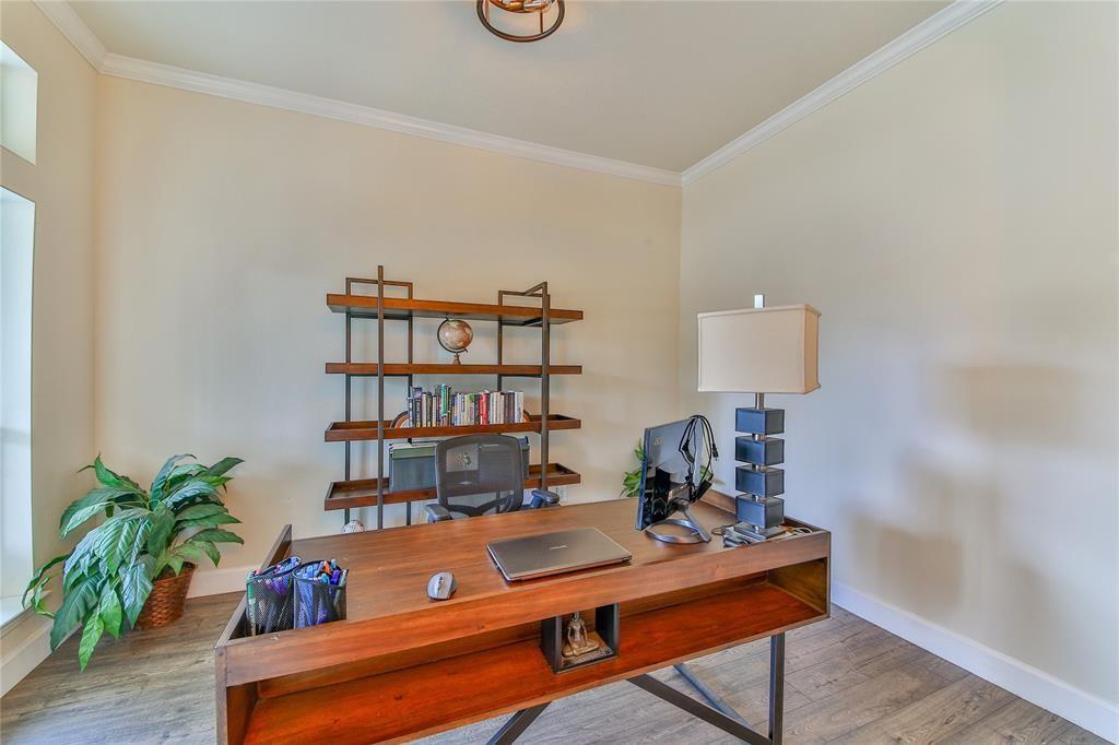 2301 Shadow Falls Lane