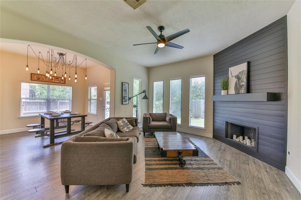 2301 Shadow Falls Lane