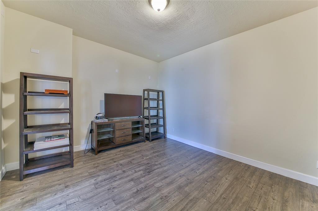 2301 Shadow Falls Lane