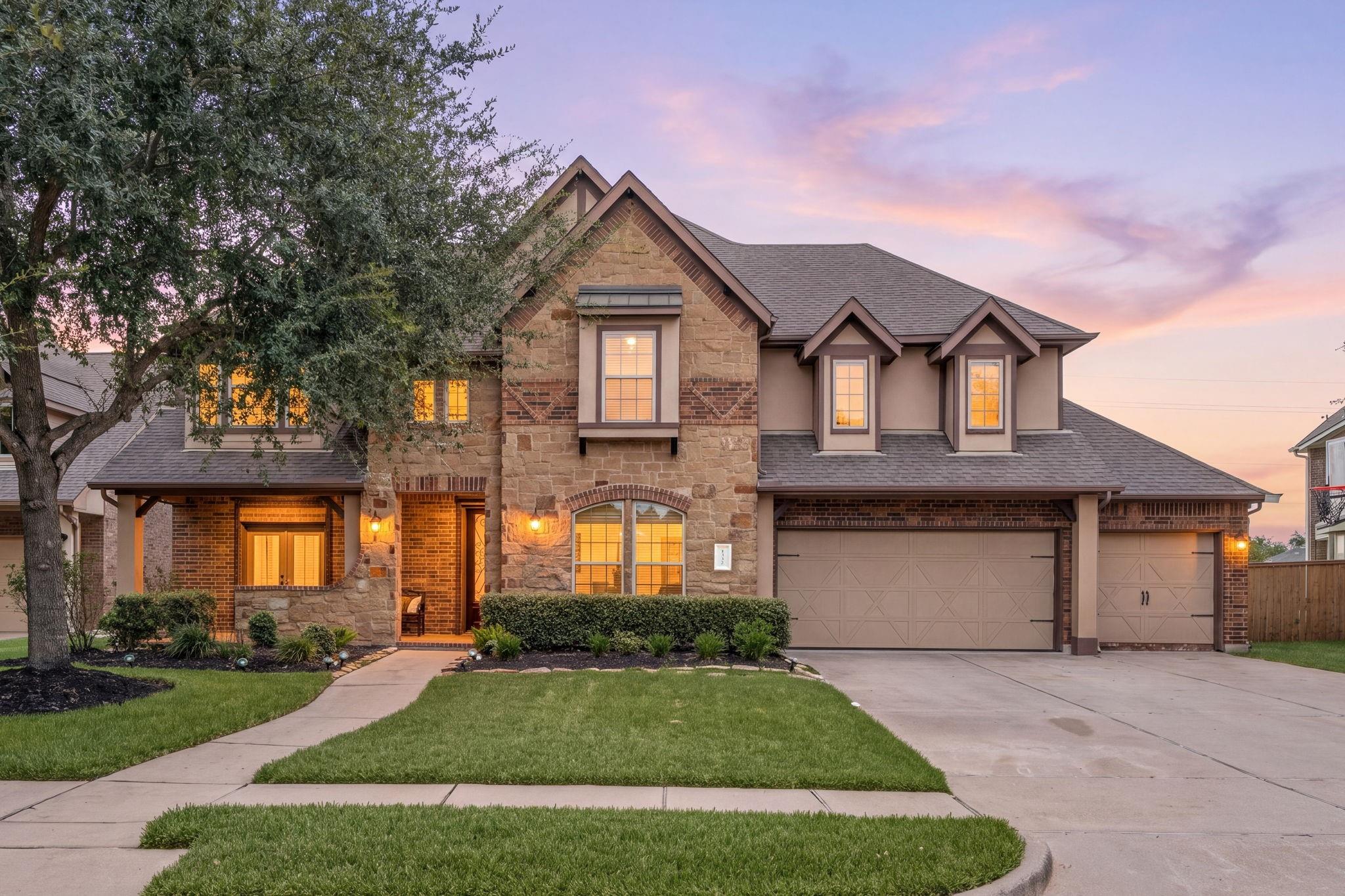 1332 Altavilla Lane