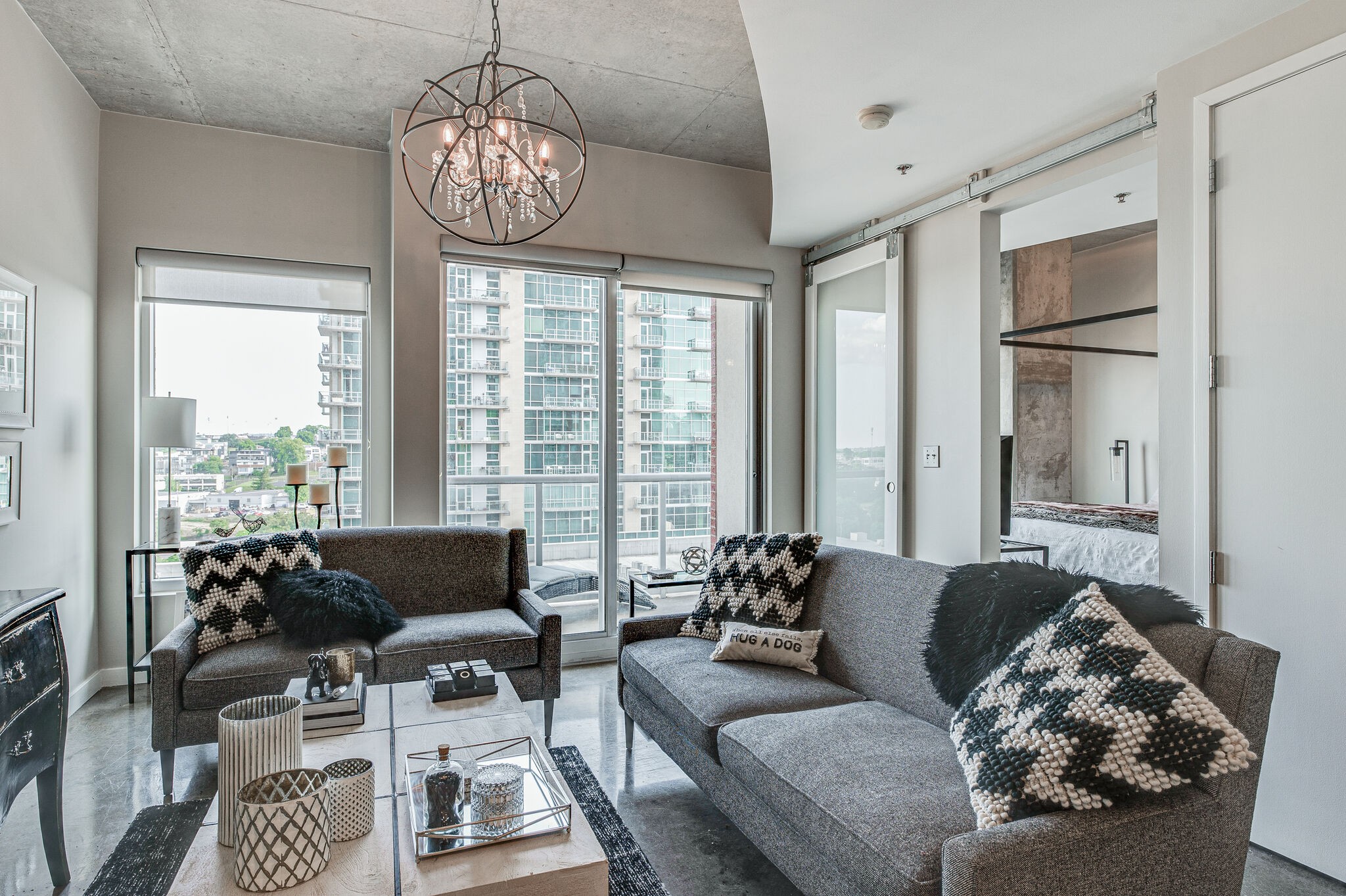 600 12th Ave S Unit: 1112