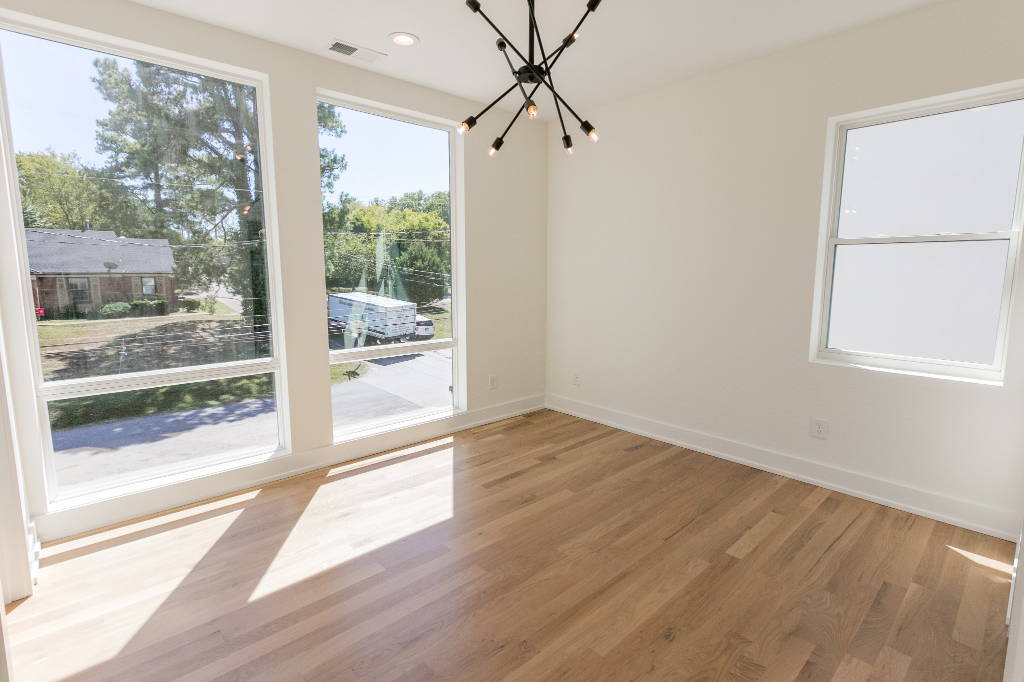1314 Grandview Dr