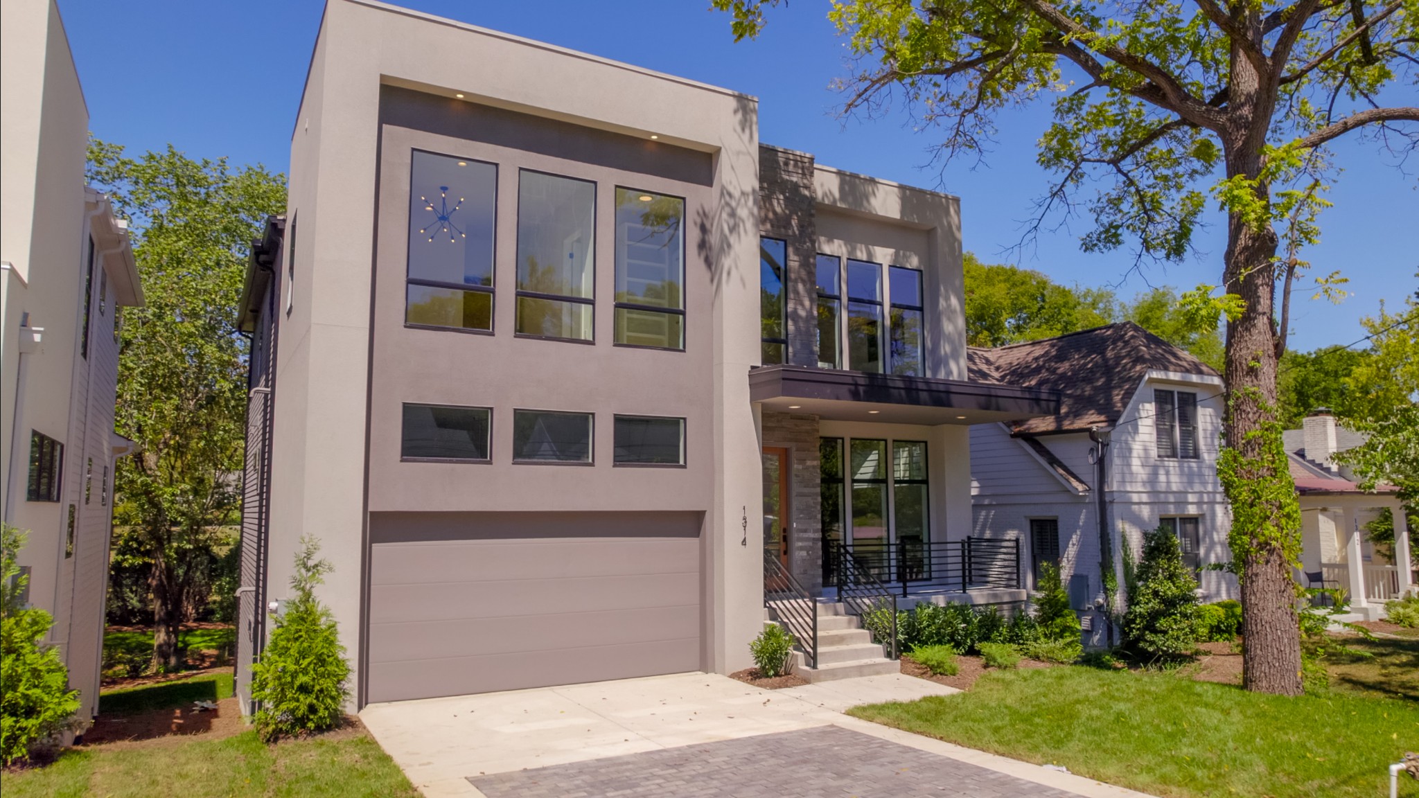 1314 Grandview Dr