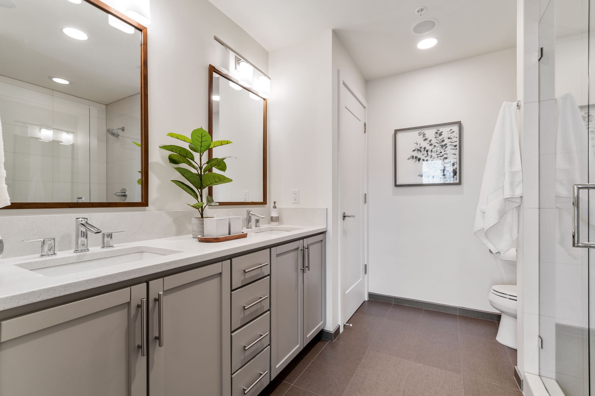 1212 Laurel St Unit: 1202