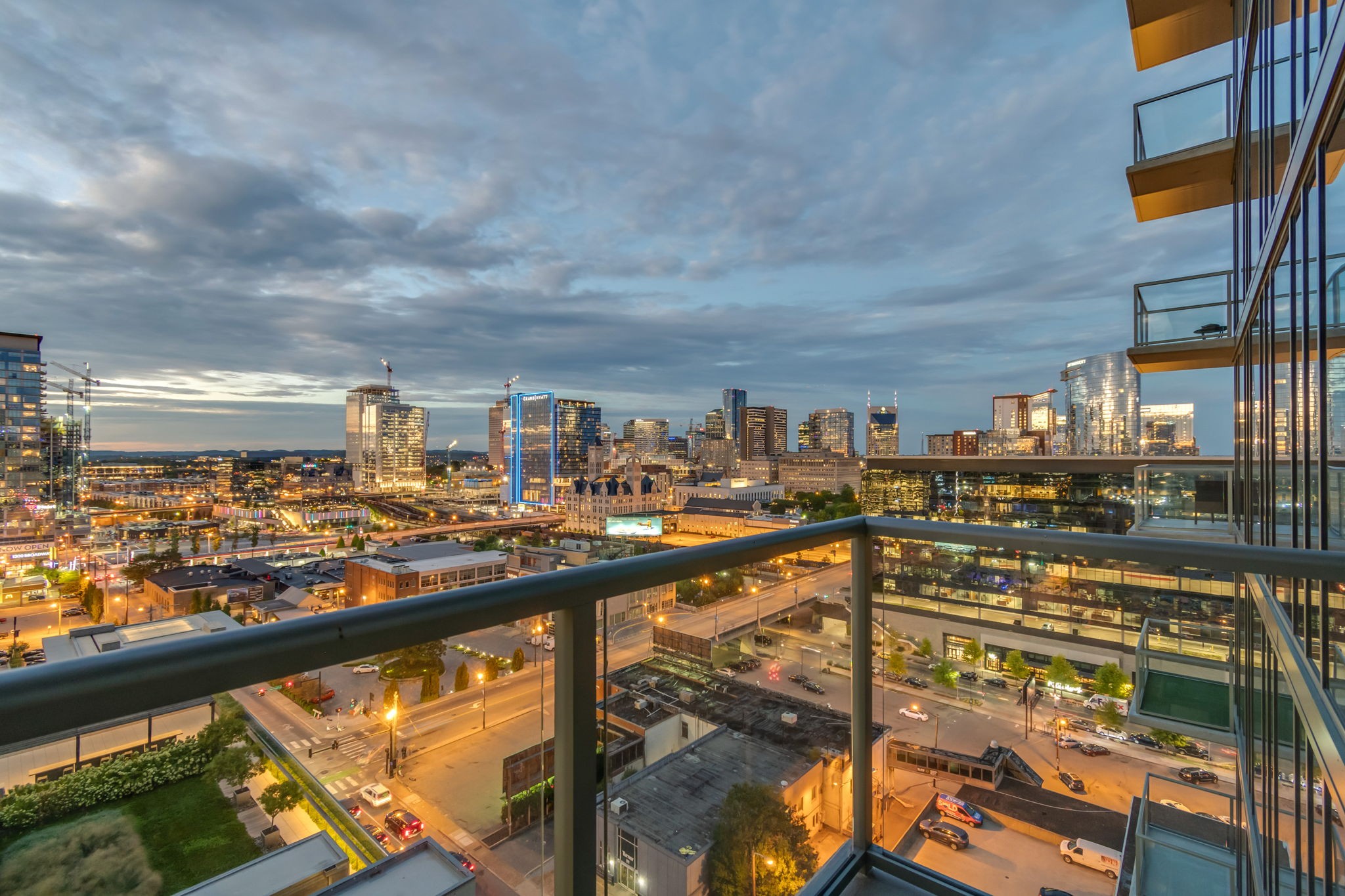1212 Laurel St Unit: 1202