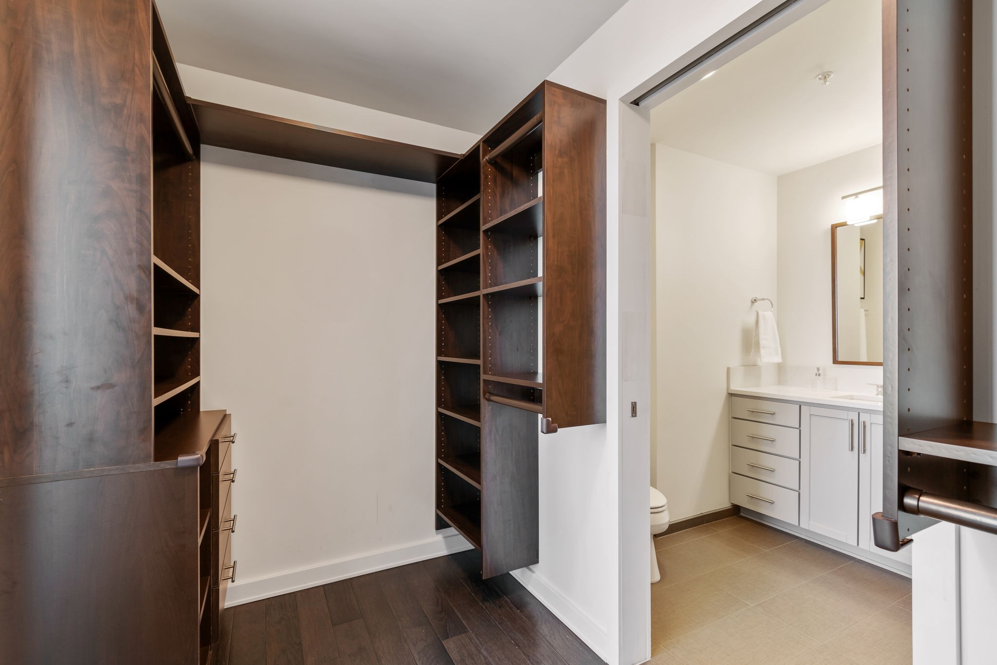 1212 Laurel St Unit: 1202