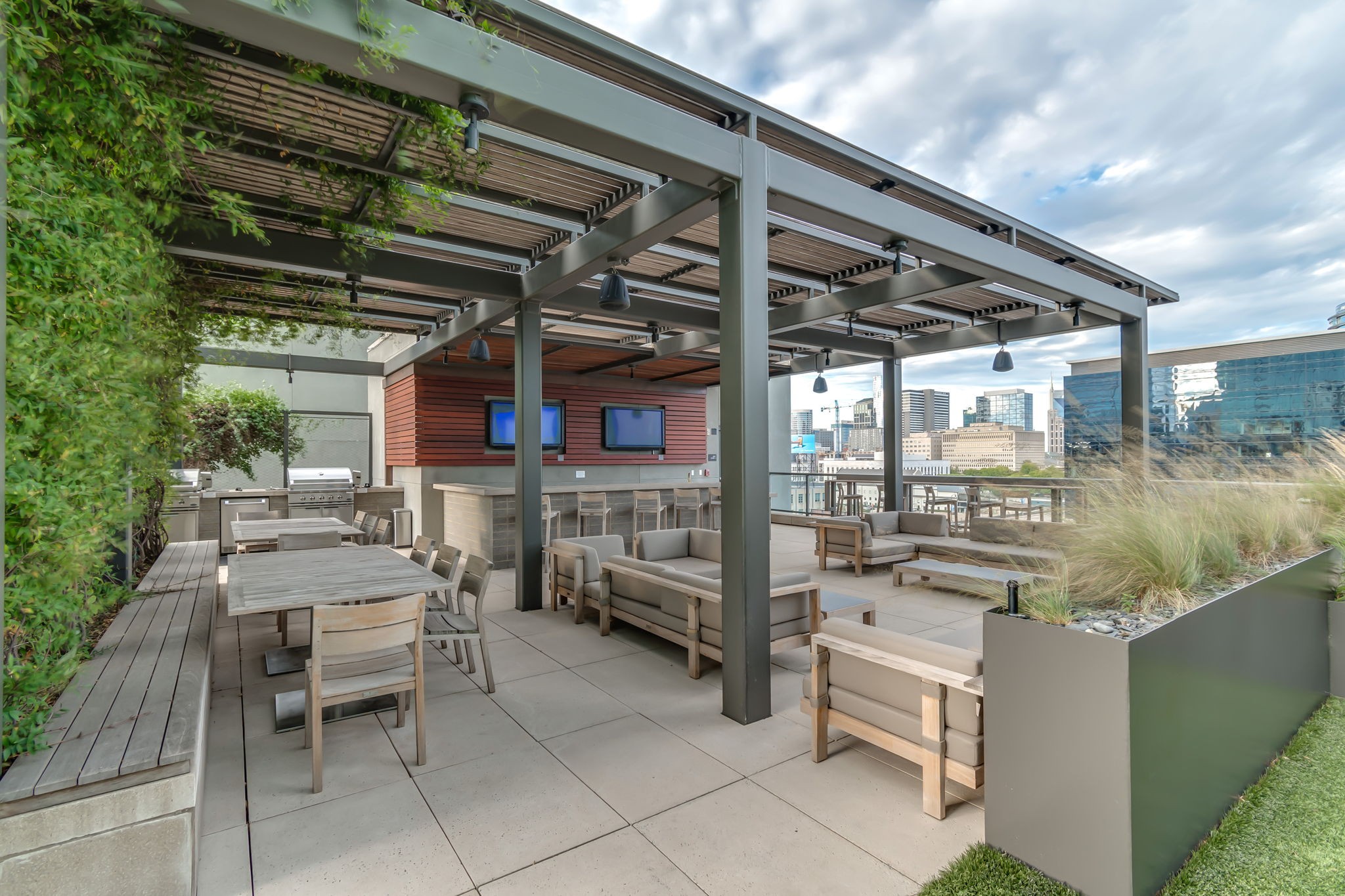 1212 Laurel St Unit: 1202