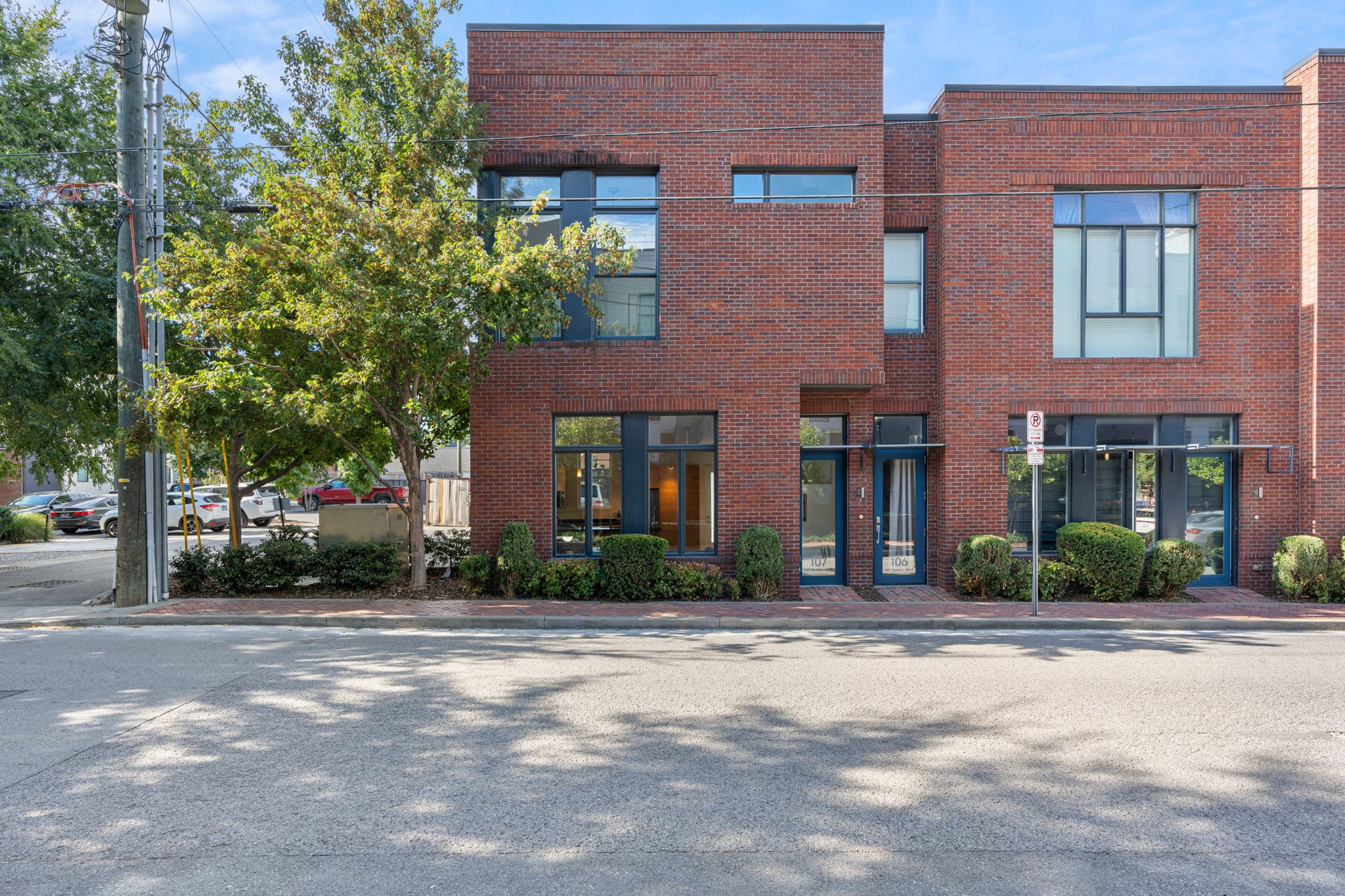 500 Madison St Unit: 107