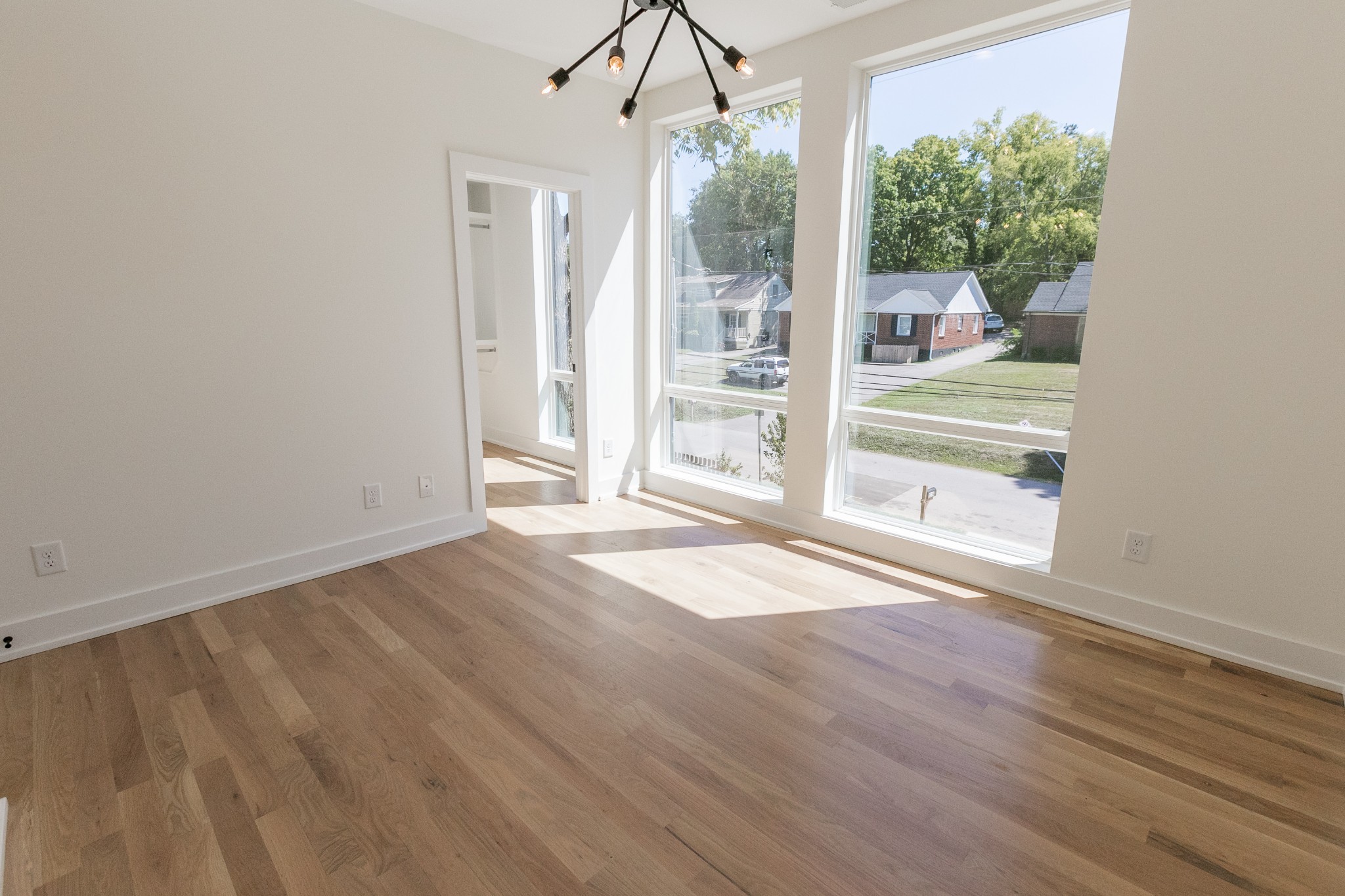 1314 Grandview Dr