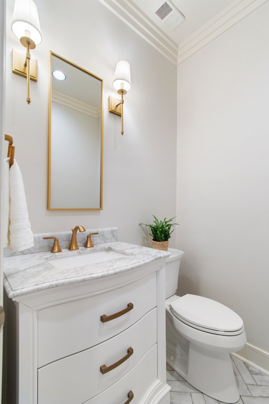 121 Abbeywood Dr