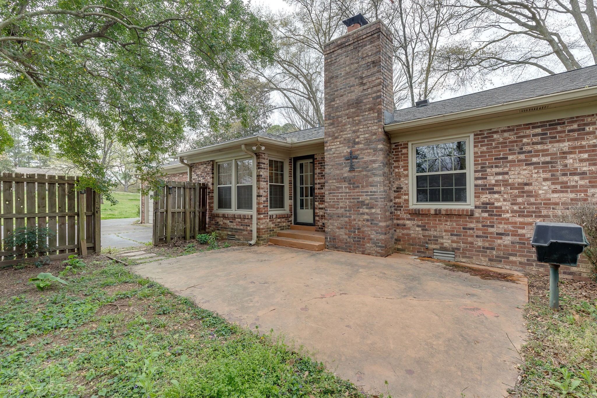 1416 Parker Pl
