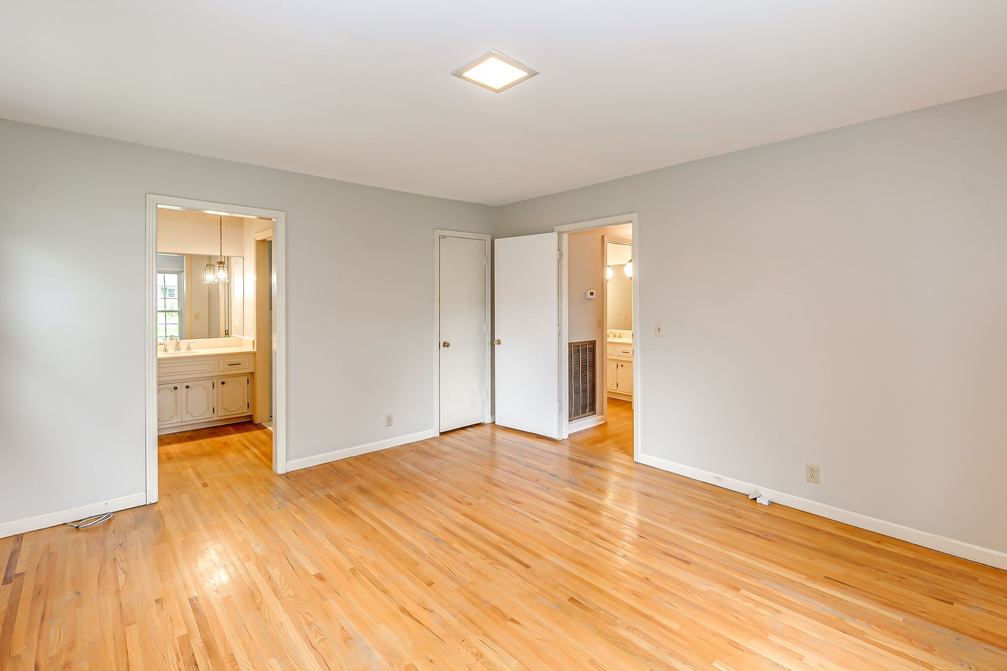 1416 Parker Pl