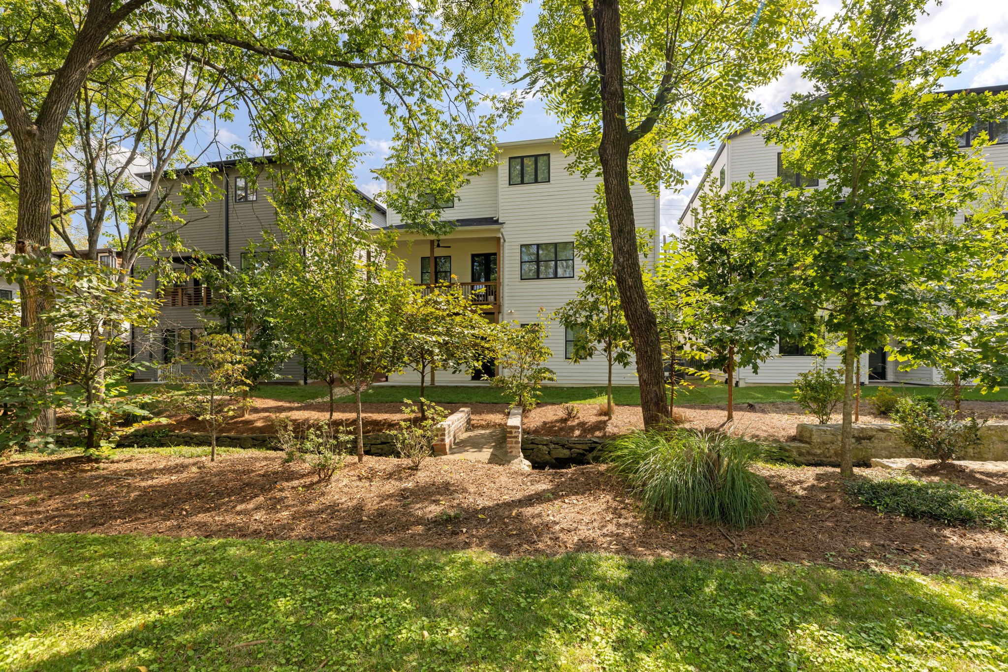 1316 Grandview Dr