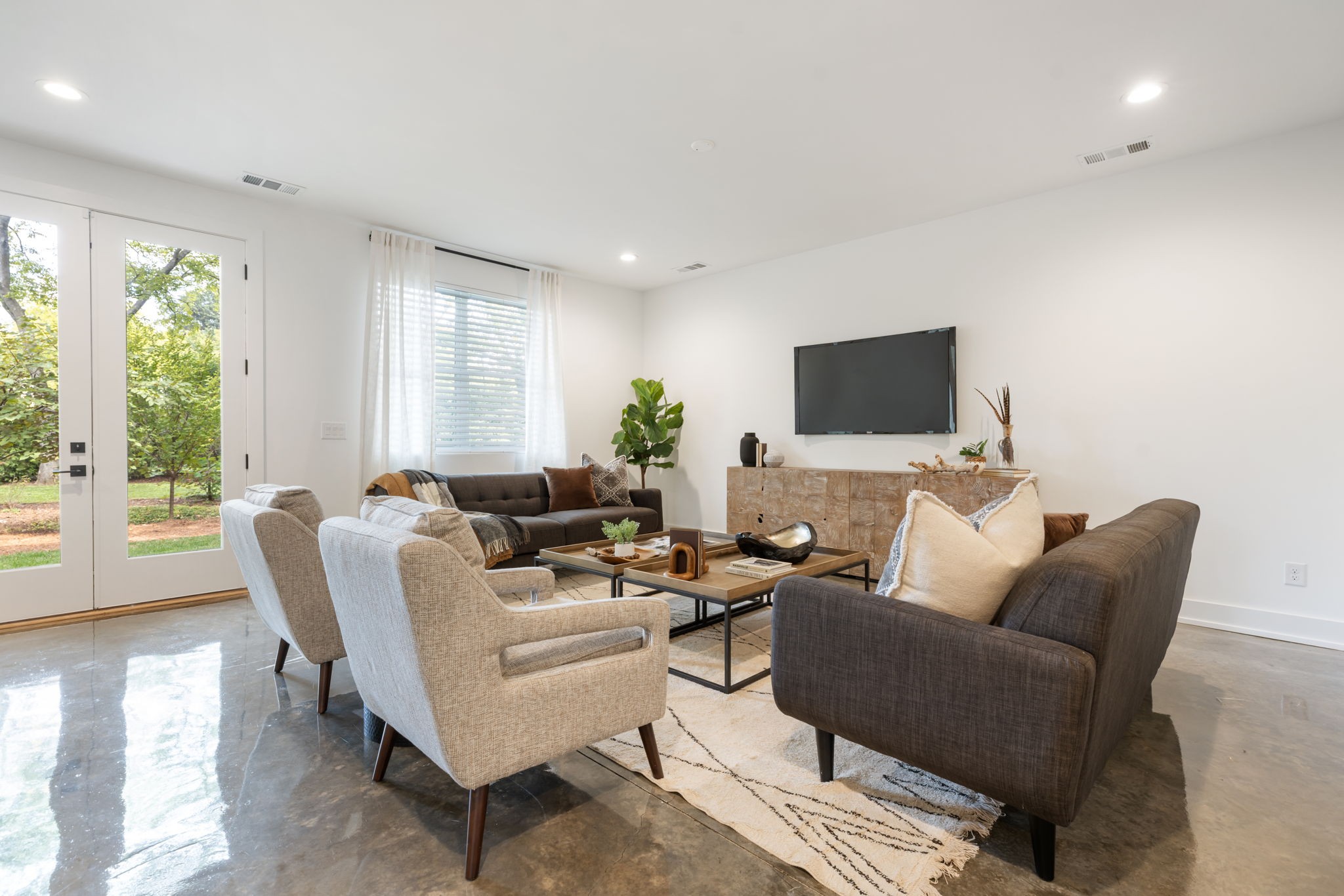 1316 Grandview Dr