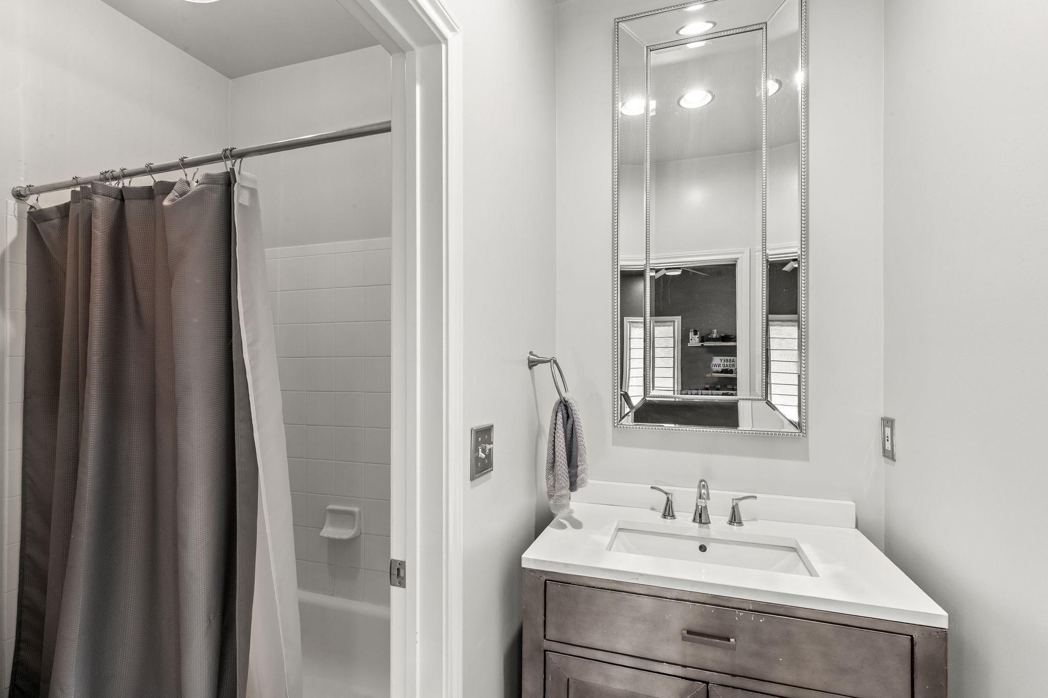 320 Old Hickory Blvd Unit: 800