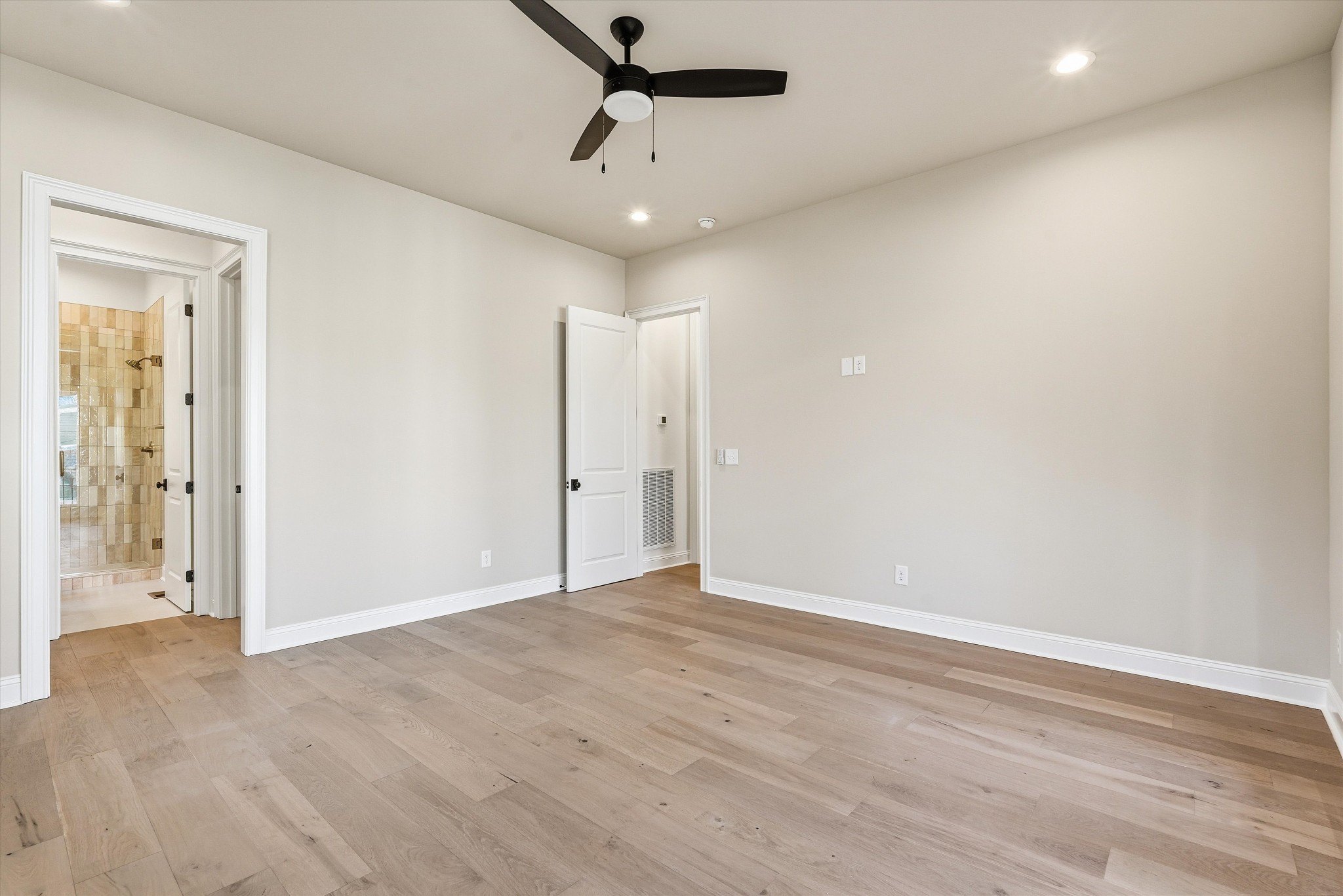 4308 Westlawn Dr
