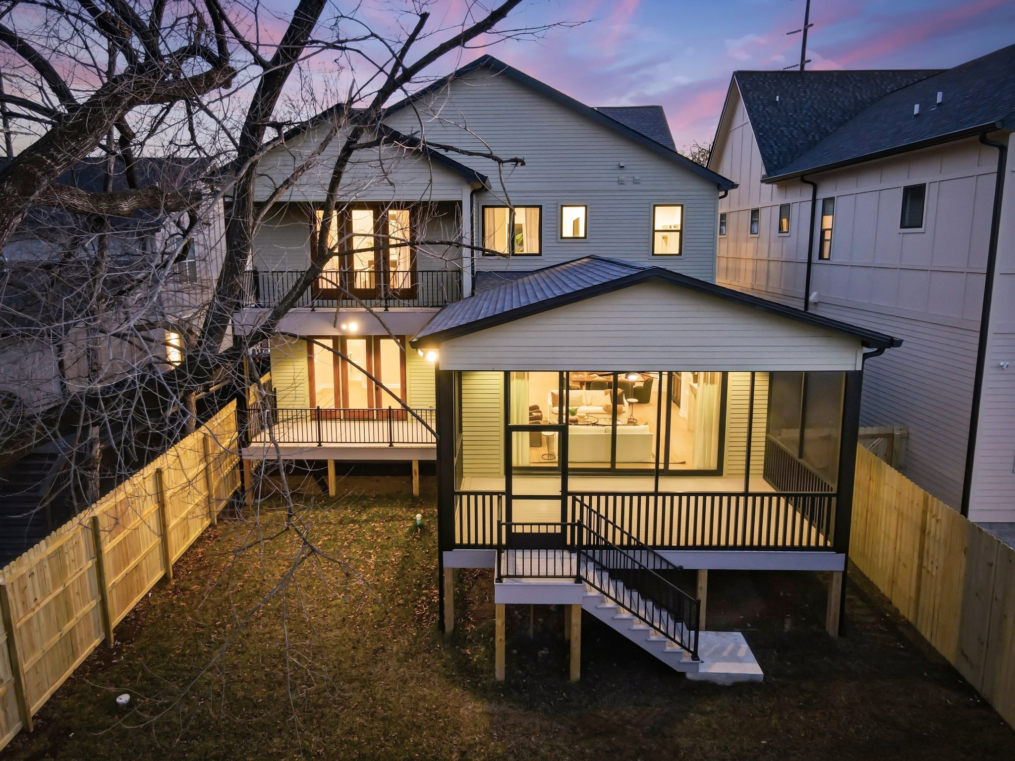 4308 Westlawn Dr