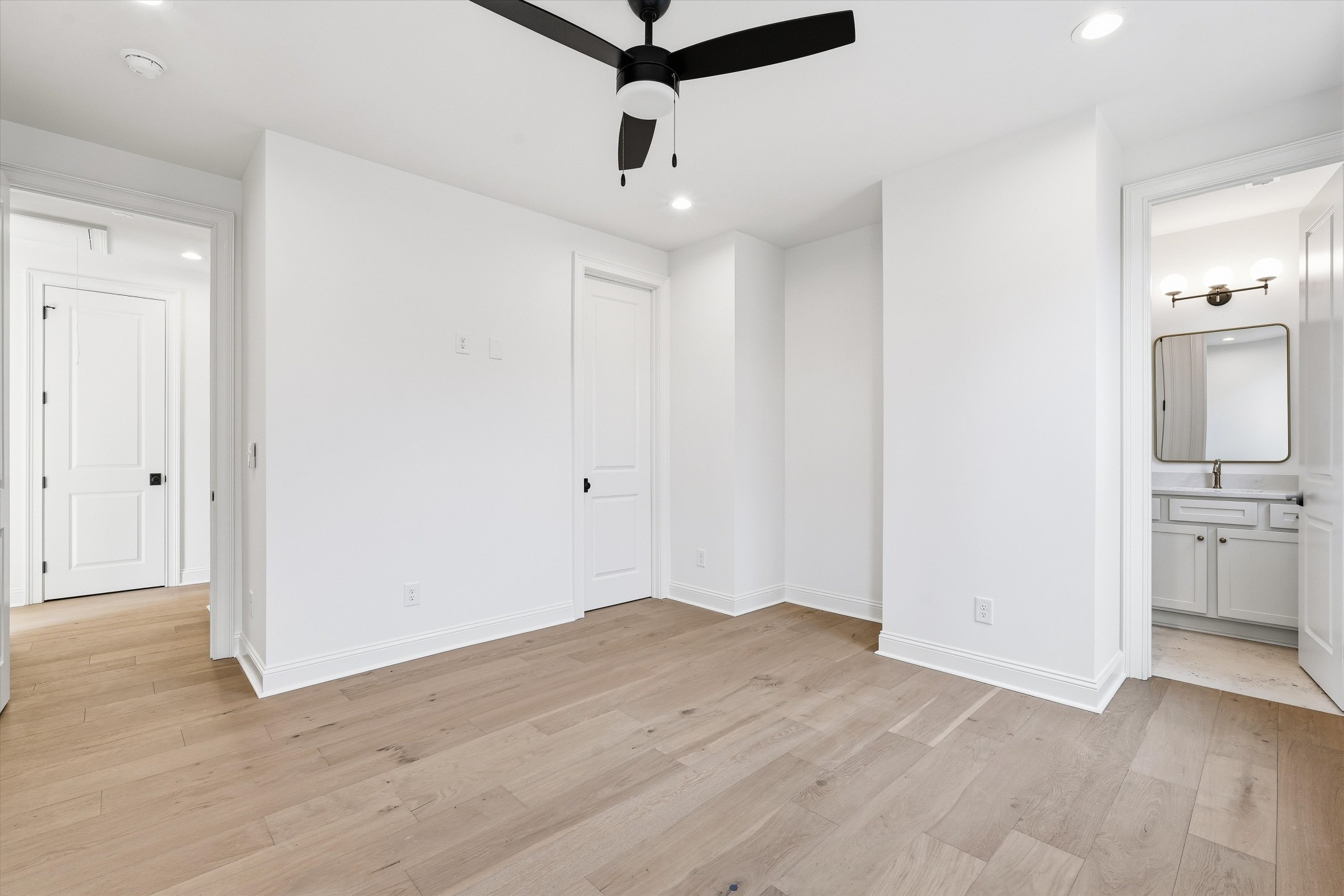 4308 Westlawn Dr