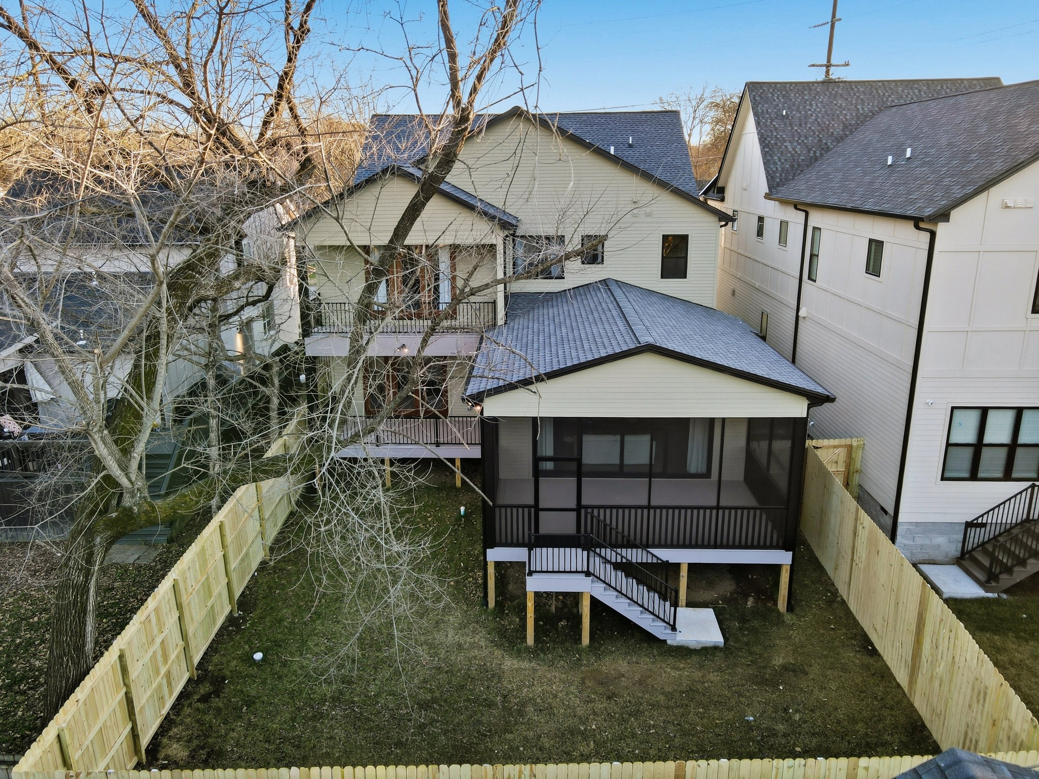 4308 Westlawn Dr