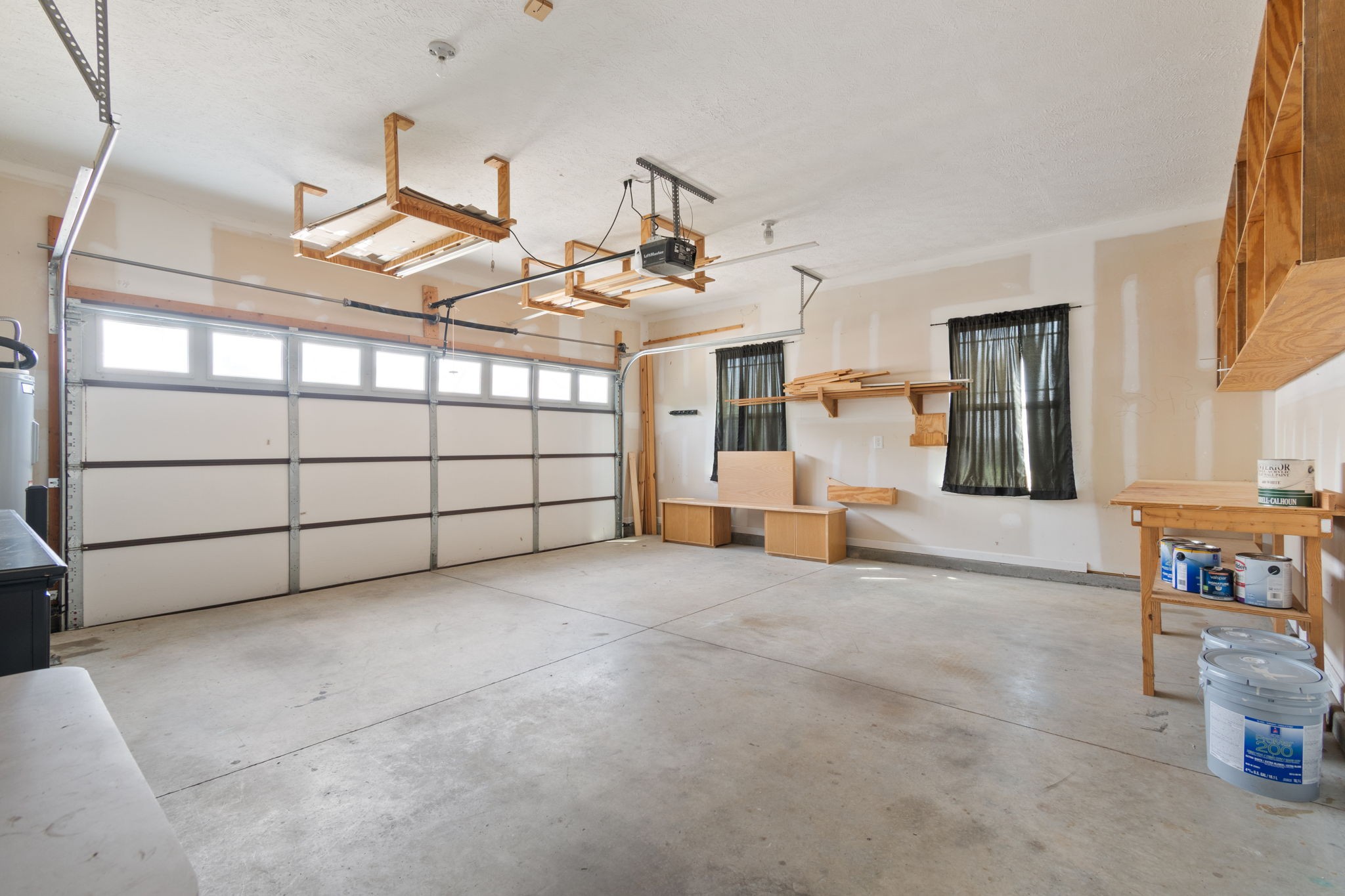 1504 Halverson Dr