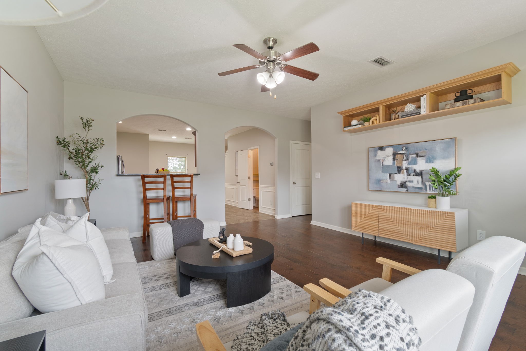 1504 Halverson Dr