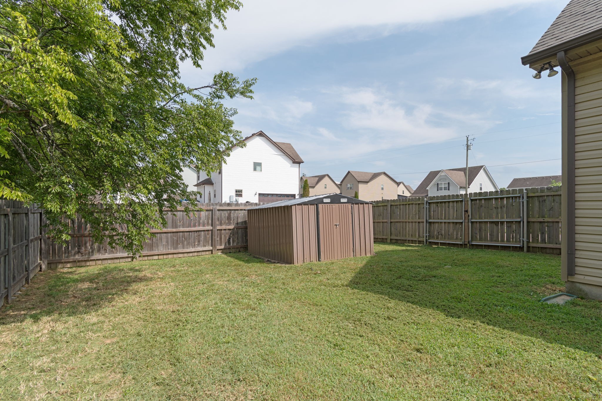 1504 Halverson Dr