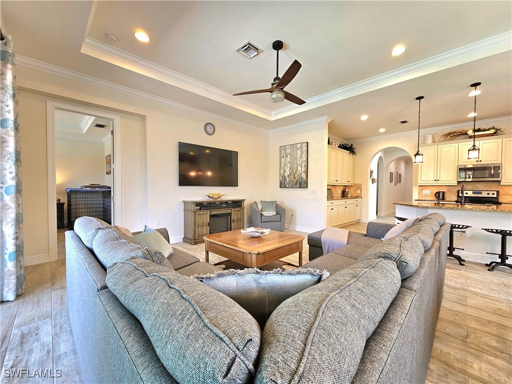 11550 Onyx CIR