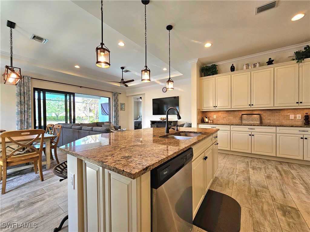 11550 Onyx CIR