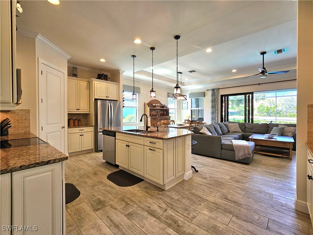 11550 Onyx CIR