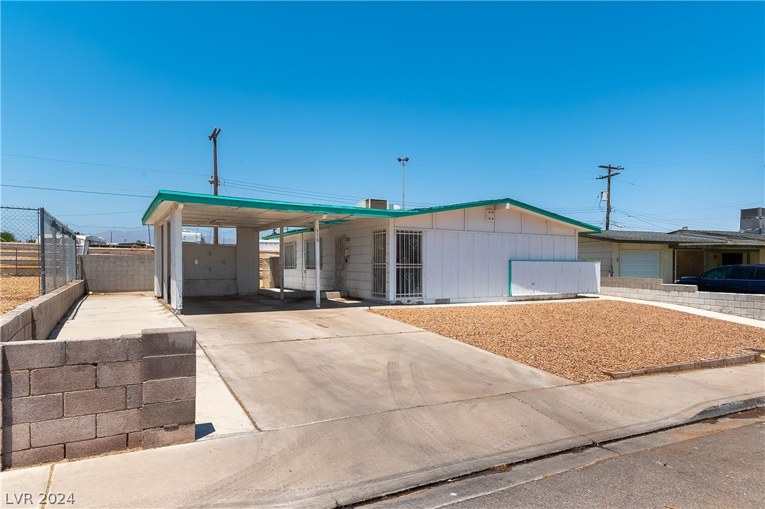 316 Zoee Avenue