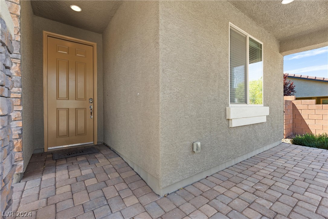 1859 Moonbow Falls Street