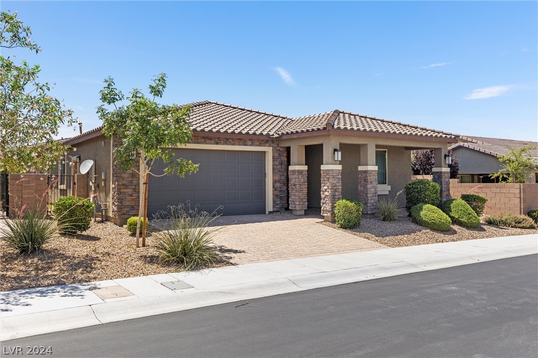 1859 Moonbow Falls Street