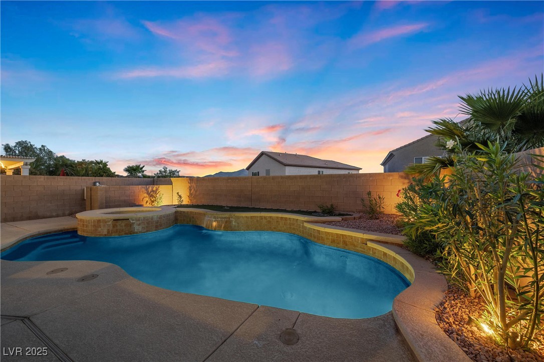 2465 Sturrock Drive