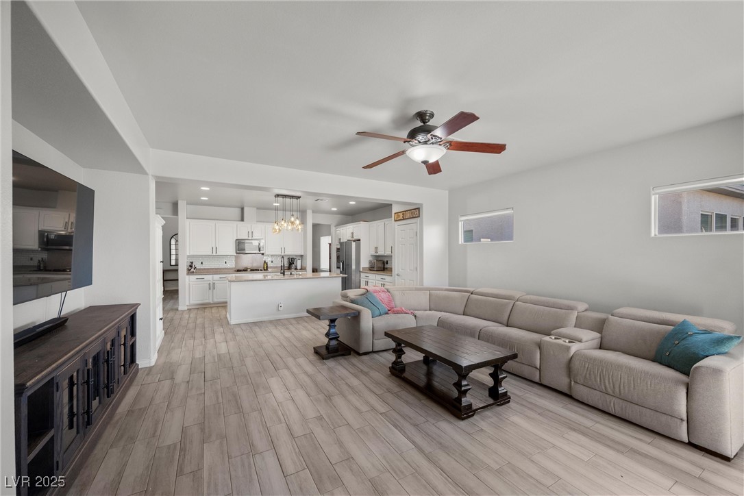 2465 Sturrock Drive