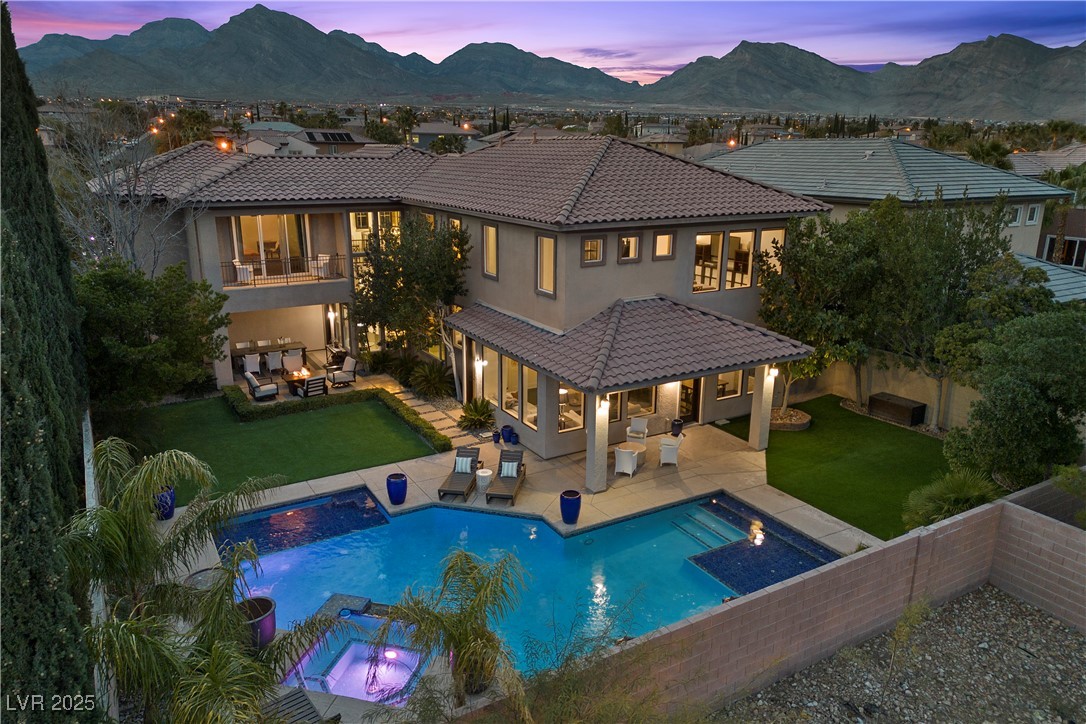 320 Lorelei Rock Street