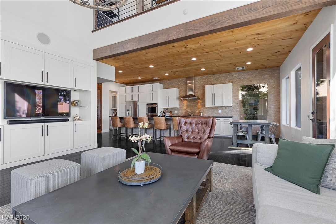 320 Lorelei Rock Street