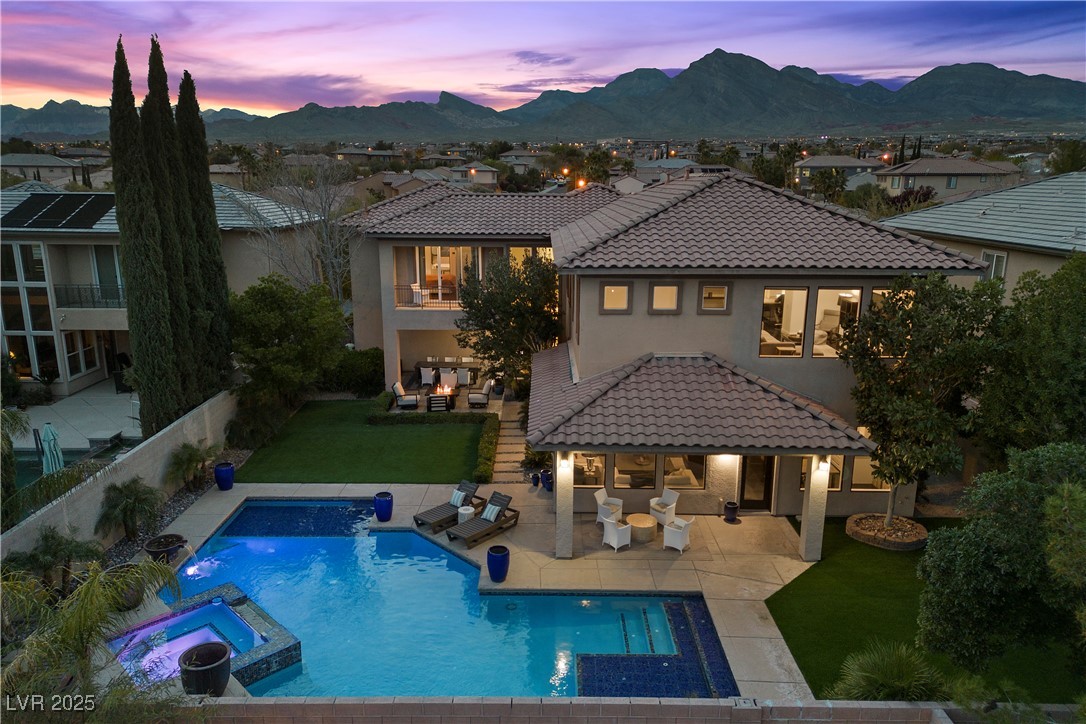 320 Lorelei Rock Street