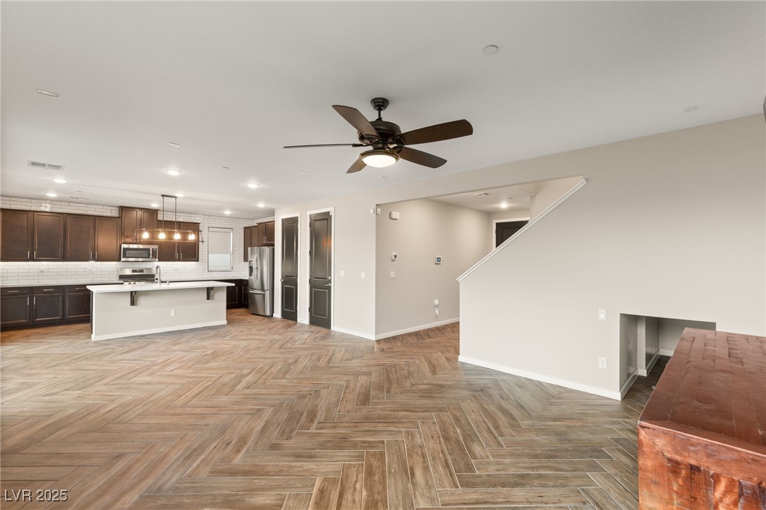 2613 Adesso Place