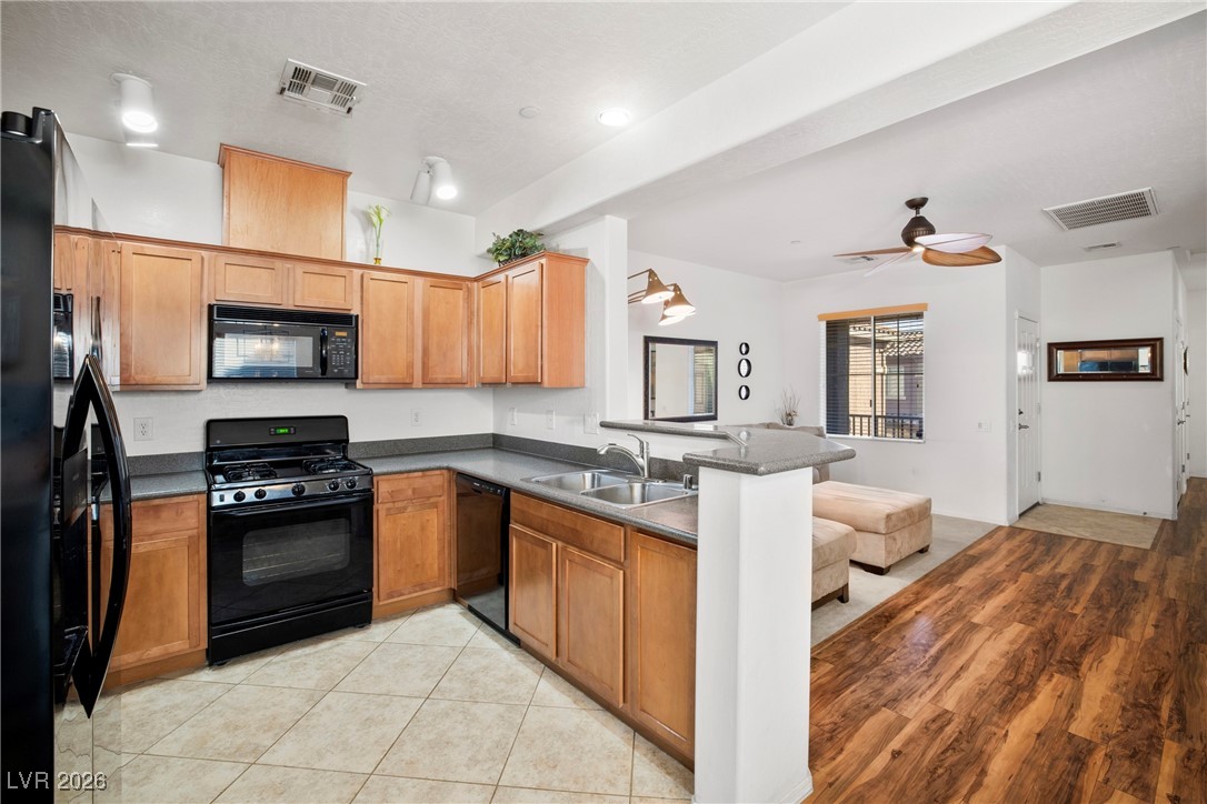 6868 Sky Pointe Drive 2076